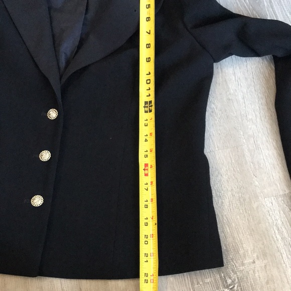 NWOT Karl Lagerfeld black blazer size 2 - Picture 7 of 9